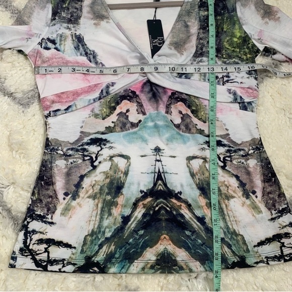 Etoile Du Monde Watercolor Scenic Tree Print V-Neckline Long Sleeve Top - Picture 12 of 12